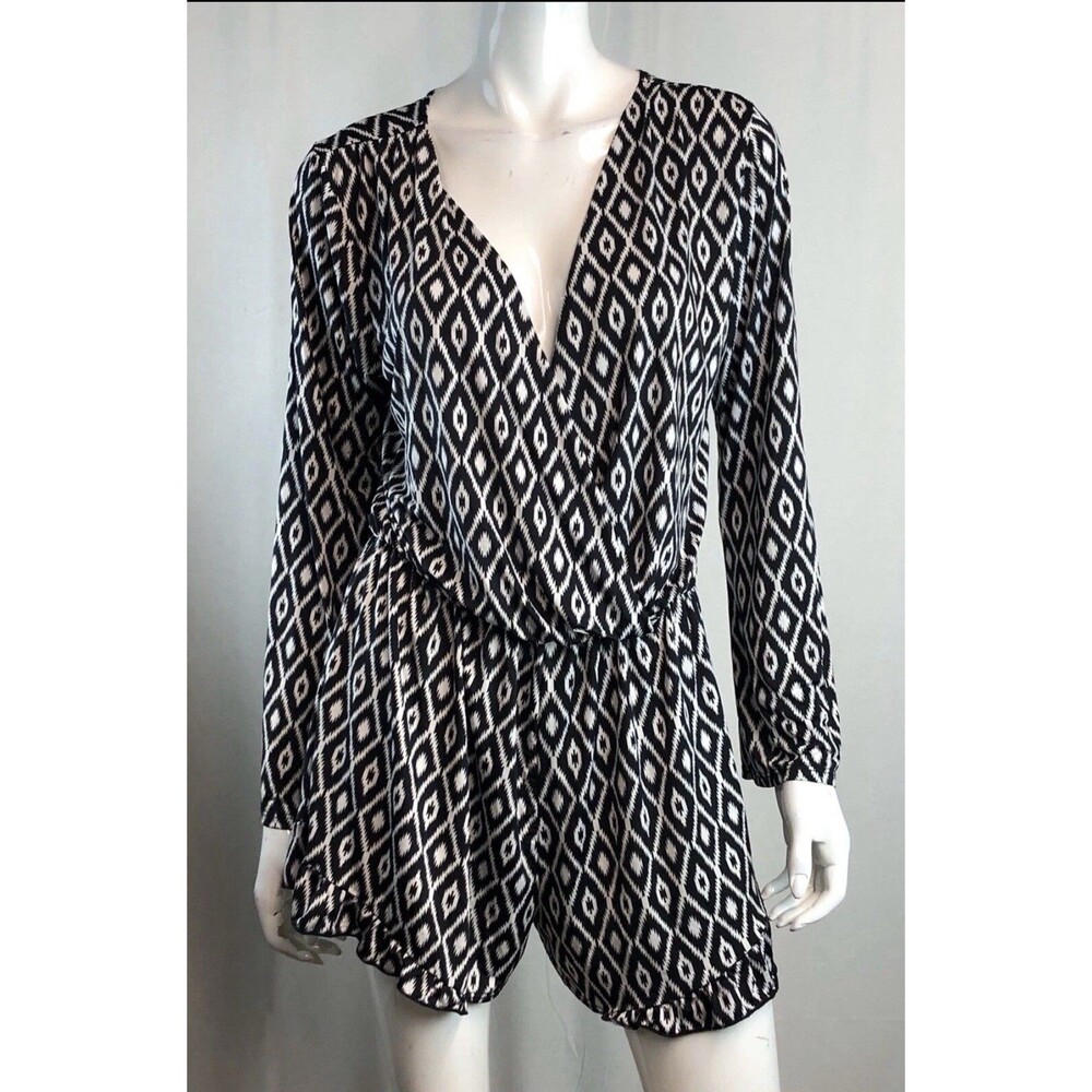 Vintage Havana Long Sleeve Romper L Black White Ikat Diamond Print Faux Wrap